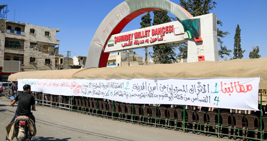 A protest tent in al-Bab city, set up by activist protesting againt security chaos following the assassination of media activist, Muhammad Abu Ghanoum. Taken in October 2022. Credit: Muhammed Hajjar.